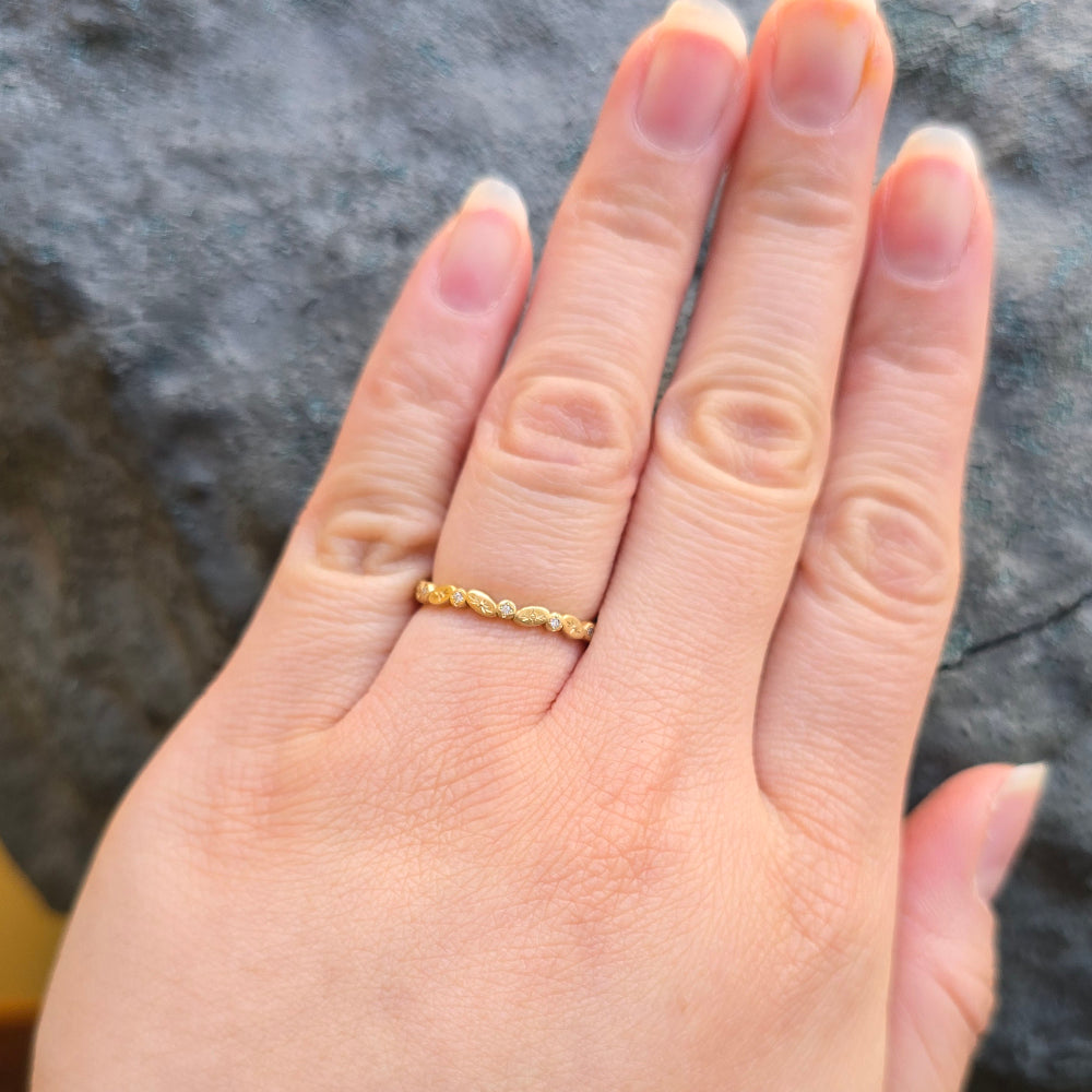 Diamond Oval & Circle Gold Band - "Starstruck"