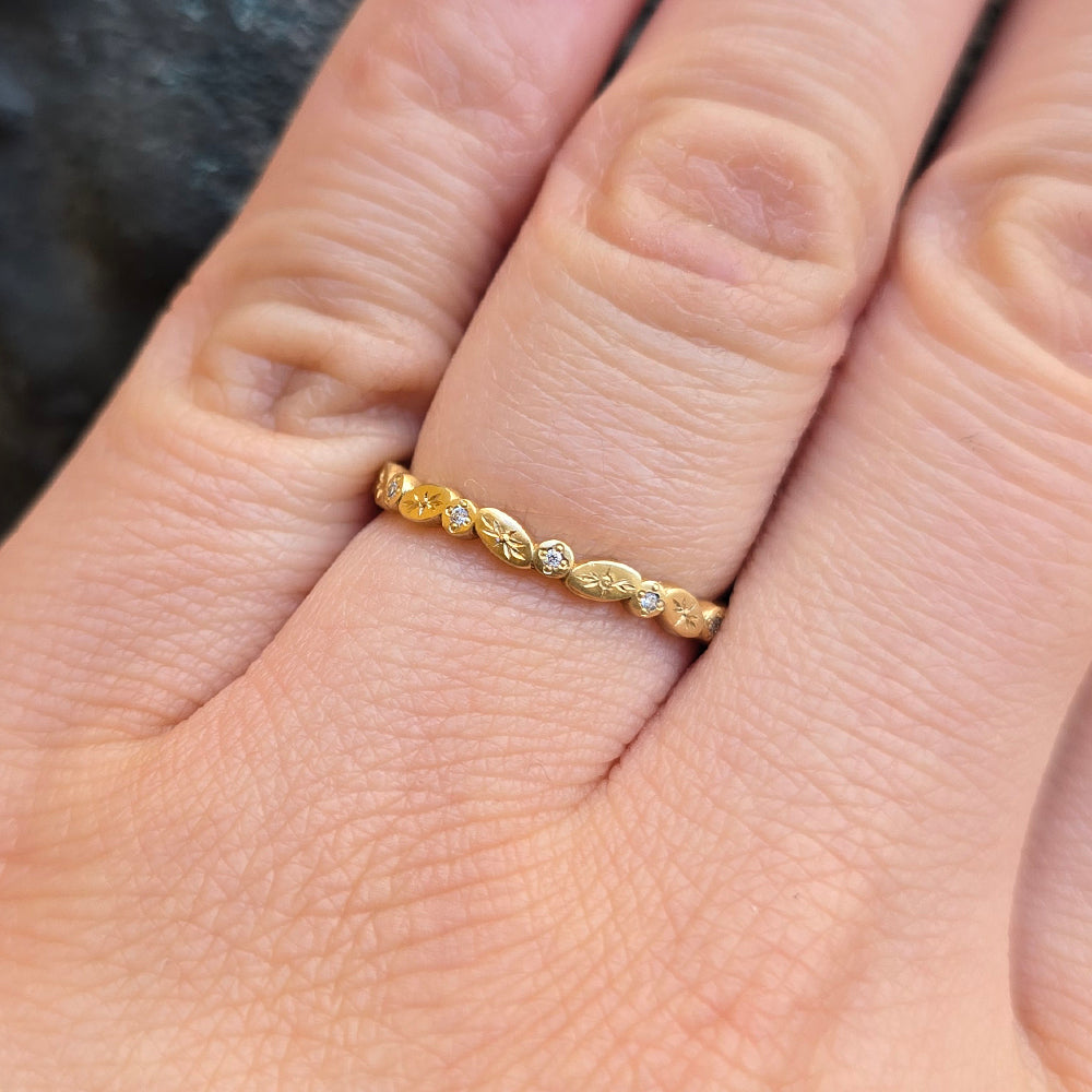 Diamond Oval & Circle Gold Band - "Starstruck"