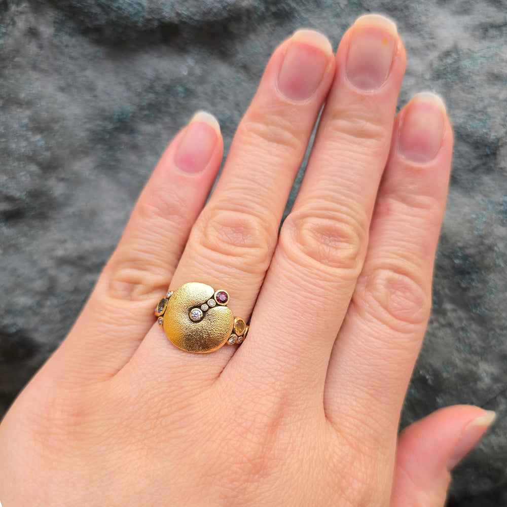 Montana Sapphire & Diamond Ring - "Apple"