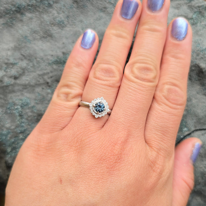 Montana Sapphire Platinum Ring "Flame"
