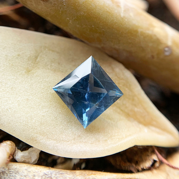 Square-Cut Grey Blue Winter Loose Montana Sapphire Photo 1