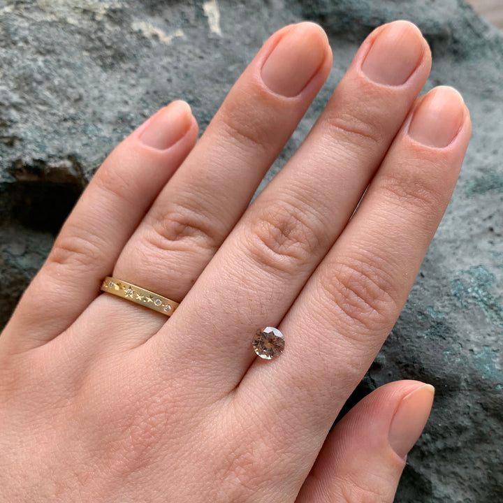 Montana Sapphire, 0.89ct - "Peachy Keen"