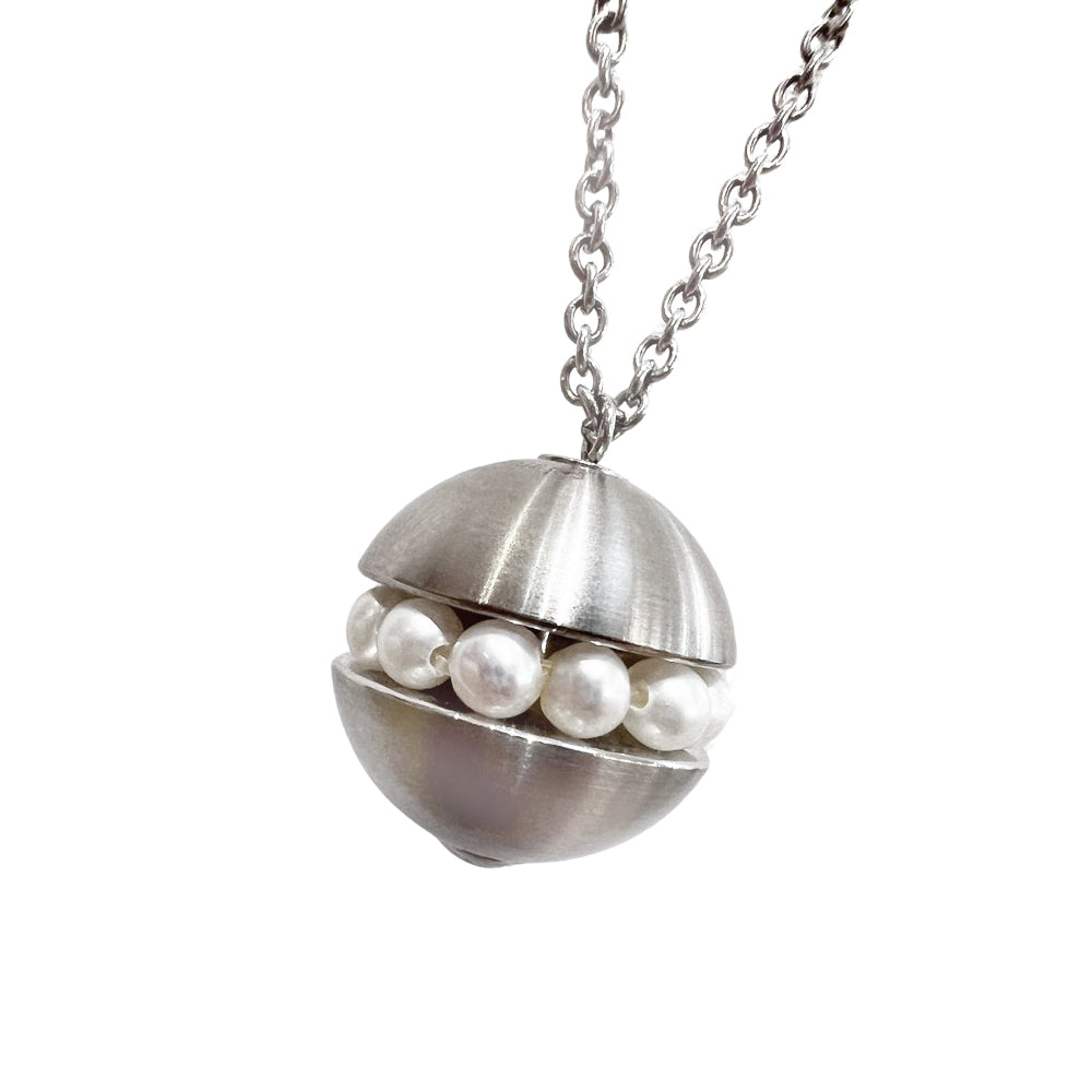 Stainless Steel & Freshwater Pearl Necklace - "Rattle"