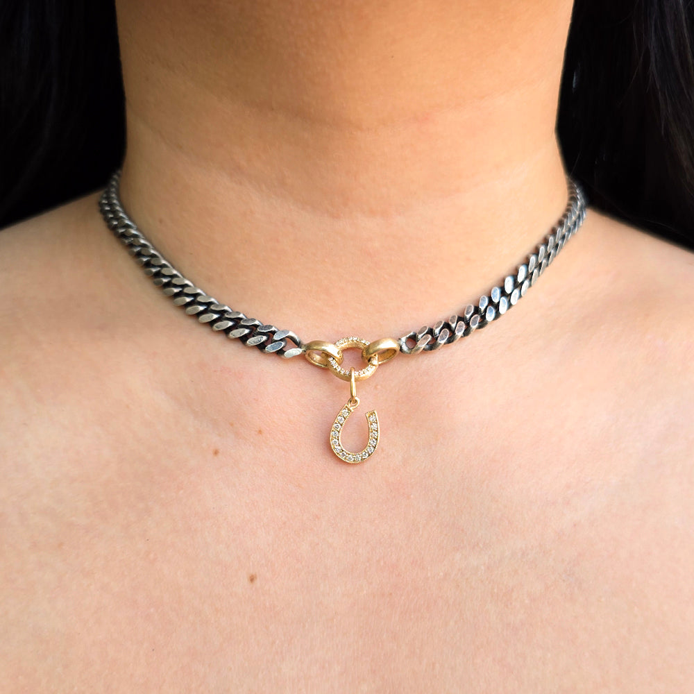 Diamond Gold Horseshoe Charm – "Vivi Ama Vita"