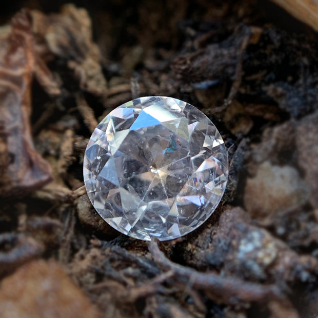 Montana Sapphire, 0.92ct - "Pale Platinum"