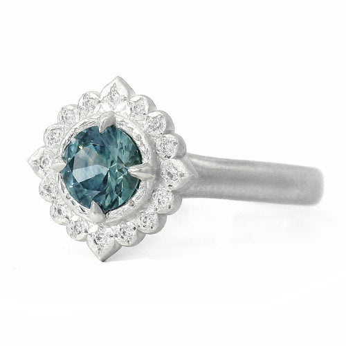 Montana Sapphire Platinum Ring "Flame"