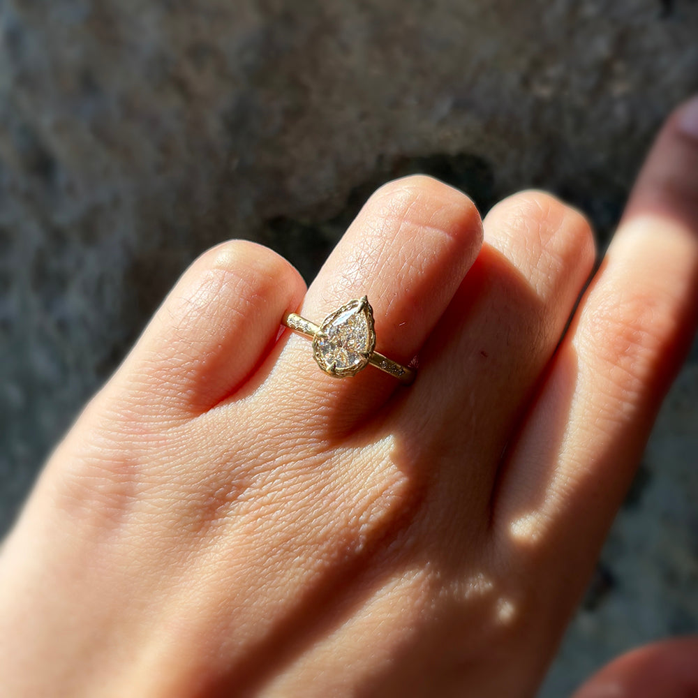 Pear-Shaped Diamond & Yellow Gold Ring - "Lotus Allure"