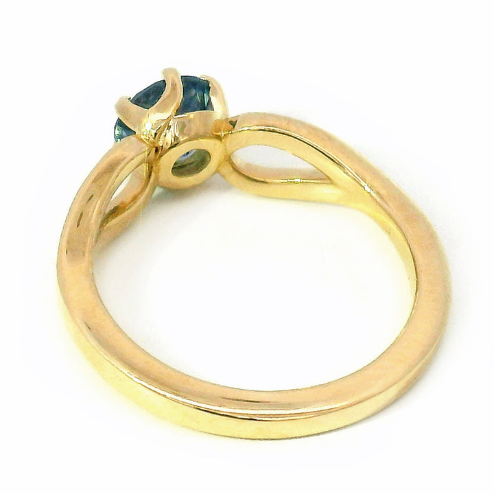 Montana Sapphire & Yellow Gold Solitaire Ring - "Stag"