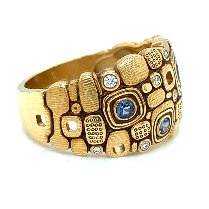 Yogo Sapphire Diamond Ring- "Little Windows"