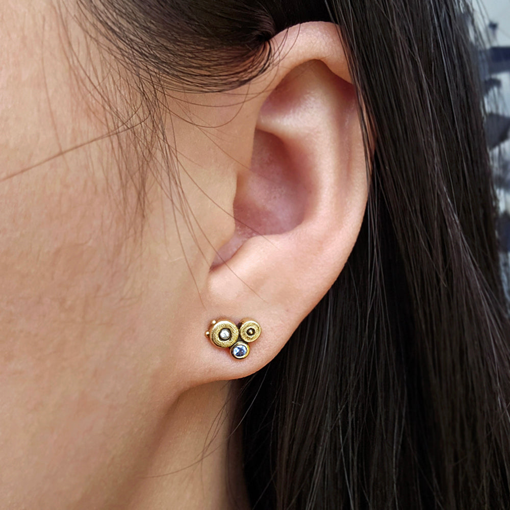 Yogo Sapphire & Diamond Yellow Gold Stud Earrings - "Ocean"