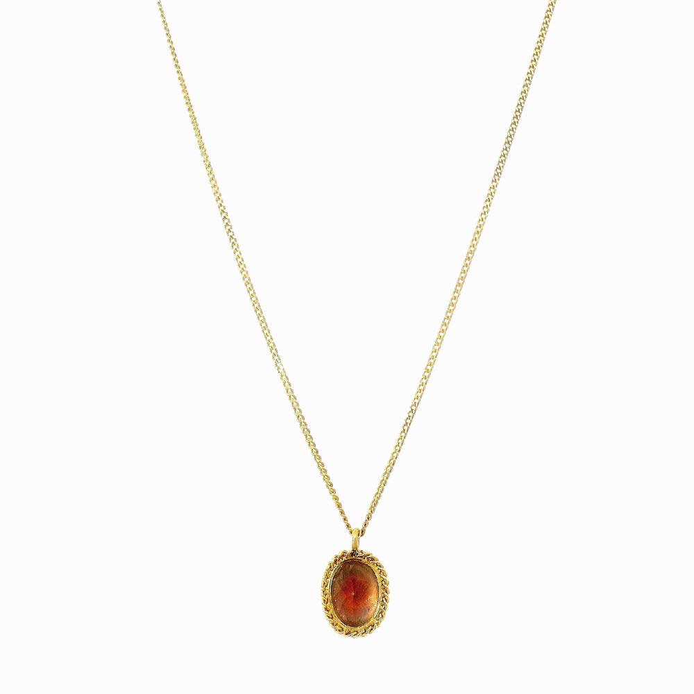 Emberveil oval sunstone necklace by Amáli in 18K yellow gold