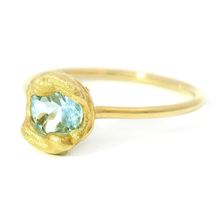 Aquamarine & Yellow Gold Ring - "Pigment Round"