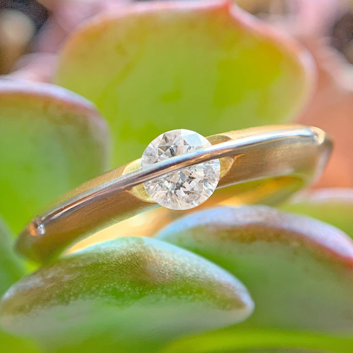 Free-Moving Diamond Ring - "Liberté Arcana"