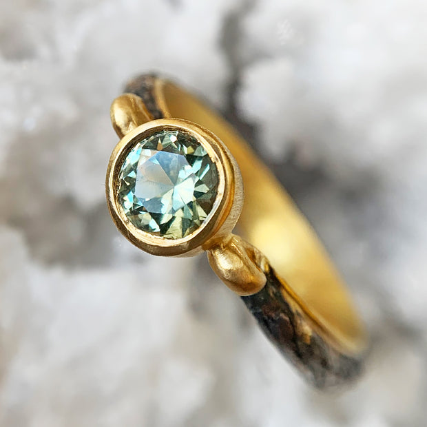 Green Montana Sapphire Ring - Vetus "Lyra"