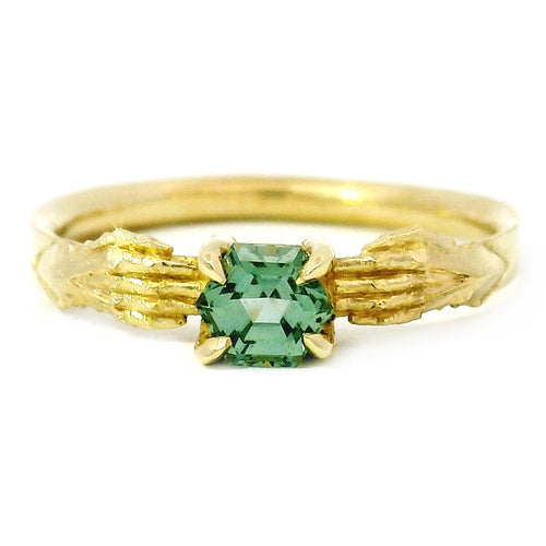 Montana Sapphire & Yellow Gold Gauntlet Ring - "Stronghold"