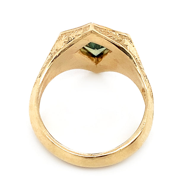 Montana Sapphire & Yellow Gold Ring - "Lancebreaker Signet"