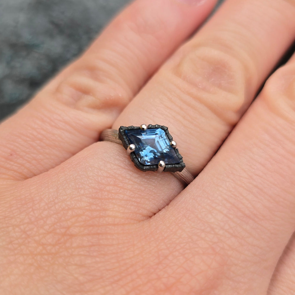 Montana Sapphire, Platinum & Cobalt Ring - "Scallop"