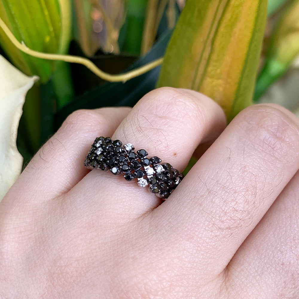 18K White Gold Five Row Expandable Brevetto Black & White Diamond Ring