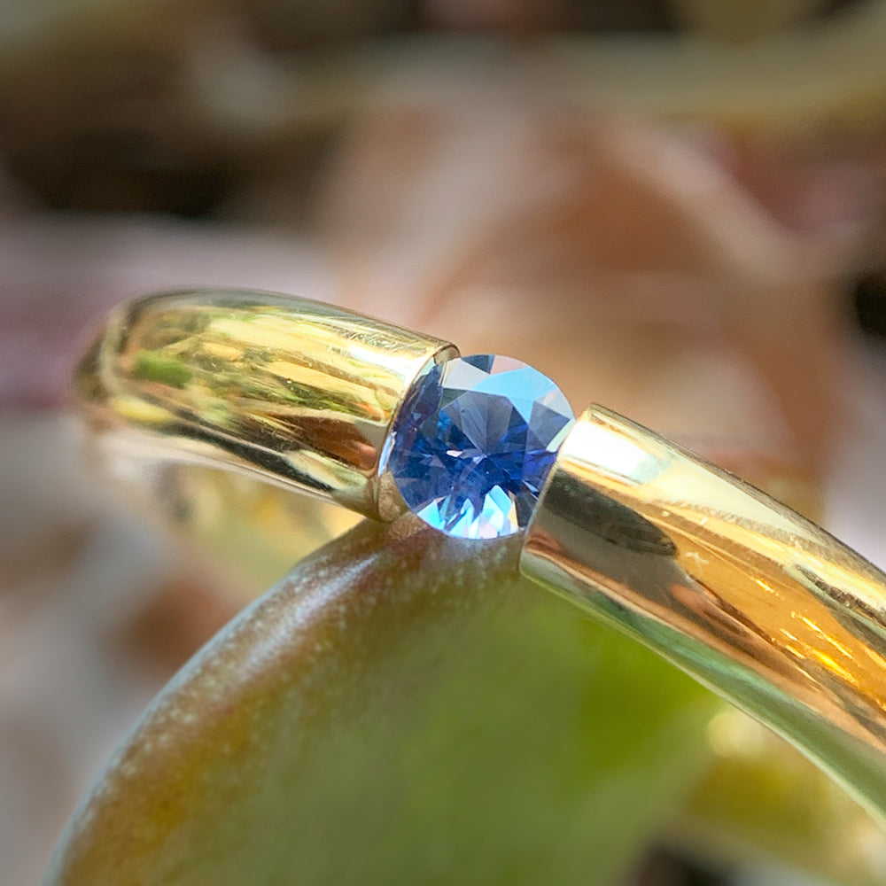 Montana Yogo Sapphire Tension Ring