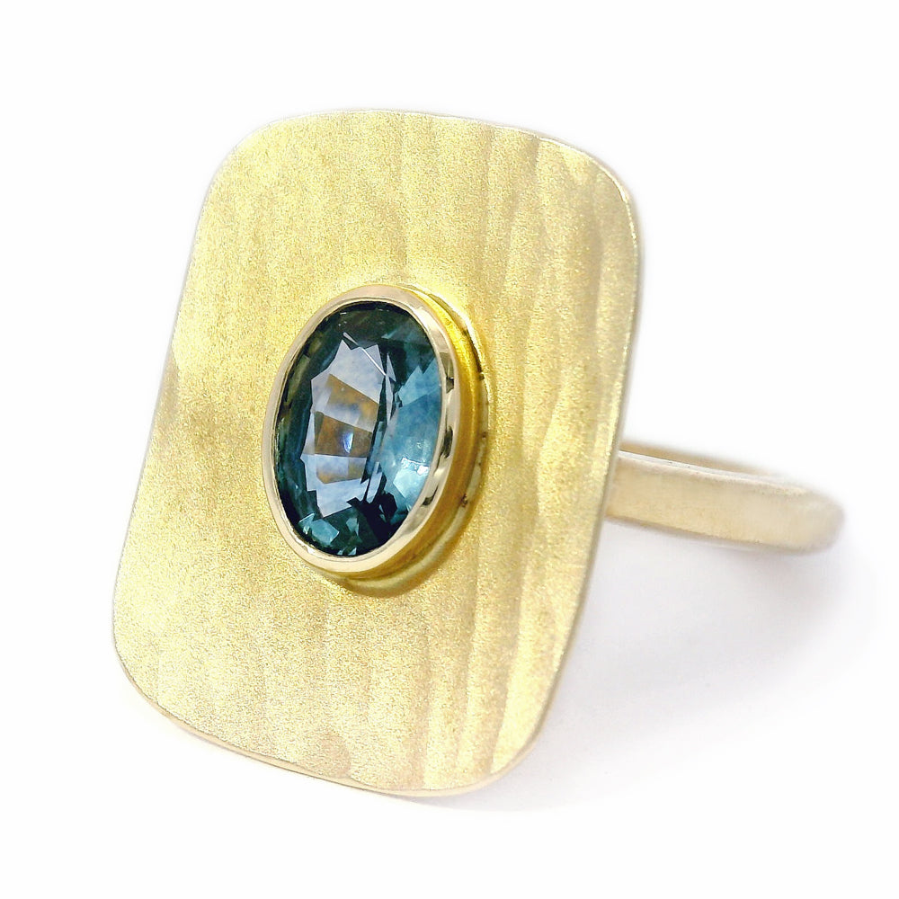 Montana Sapphire & Yellow Gold Crest Ring- "Metolius "