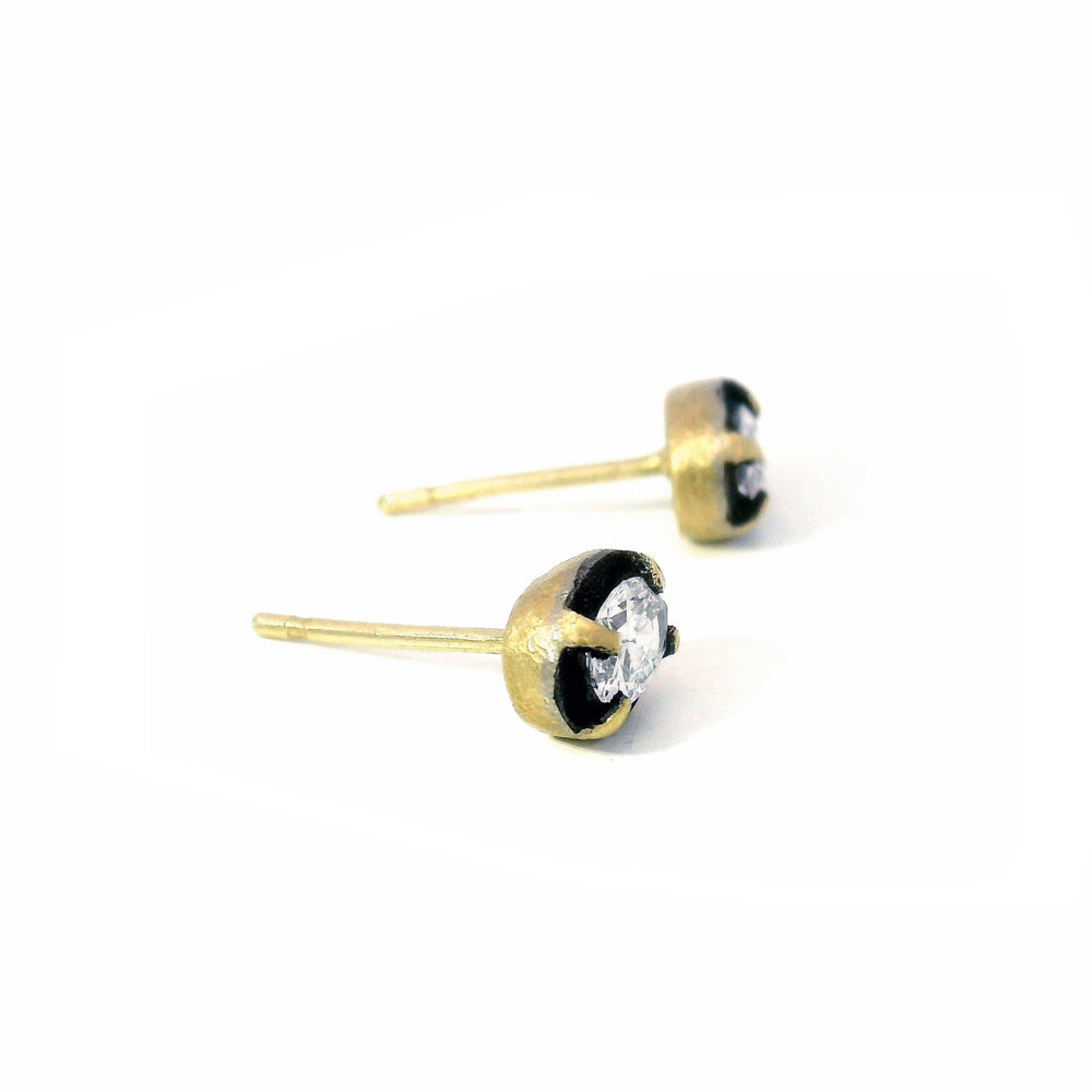 Blackened Gold Oval Diamond Studs – “Night Aperture”