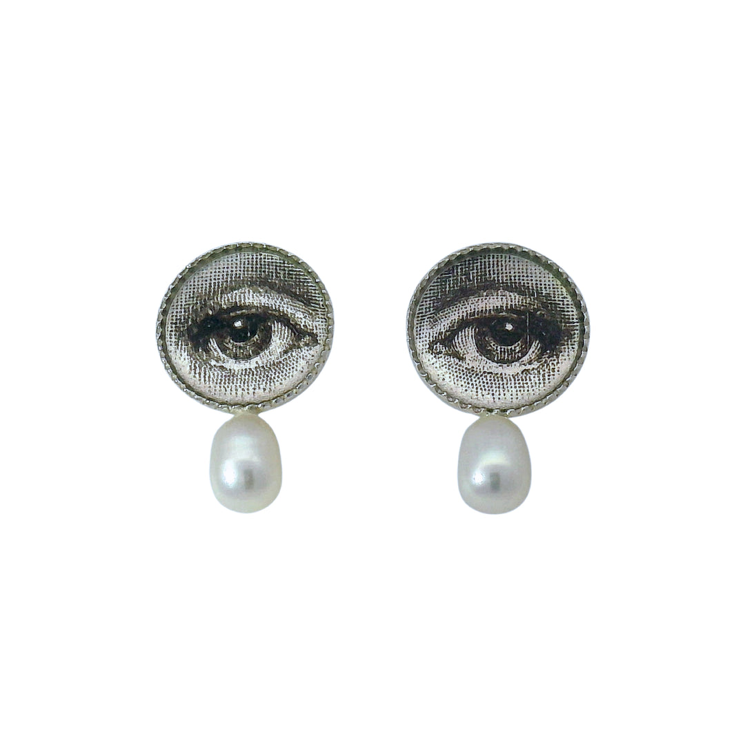 Lover's Eye pearl stud earrings by Anna Bánkuti in sterling silver